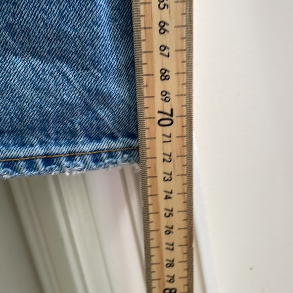 Aritzia Denim Forum - The BF High Rise Loose - Light Wash - L28 W29 - Picture 11 of 16